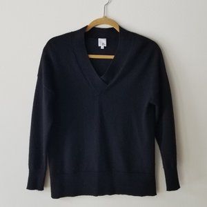 Iris & Ink V-neck Cashmere Sweater